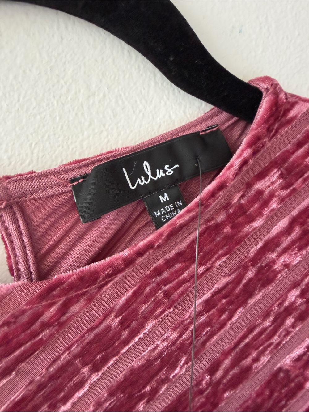 Lulus Mauve Pink Crushed Velvet Long Sleeve Bodysuit Medium NWT - Picture 3 of 6